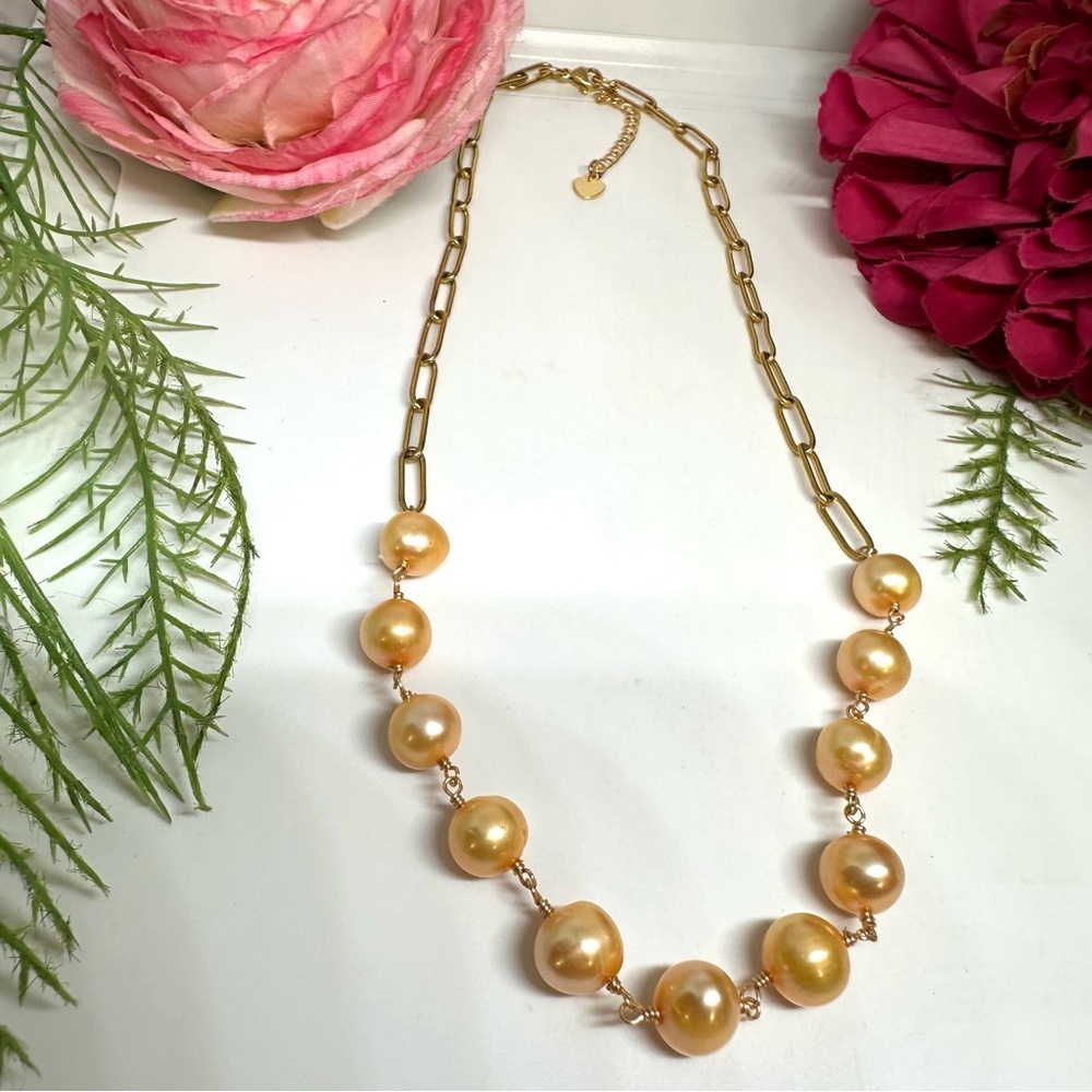 NEW⚜️Freshwater Peach Pearls Chain Beaded Necklace - Picture 3 of 6